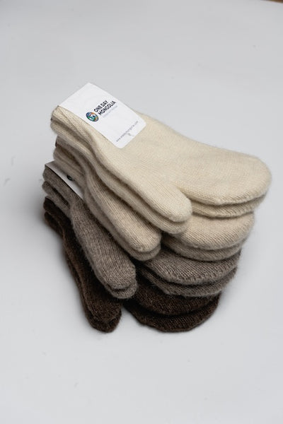 Wool mittens 100%