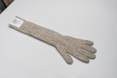 “Beige 100% Mongolian wool long gloves with ribbed knit design, soft and breathable natural warmth for elegant winter wear”
