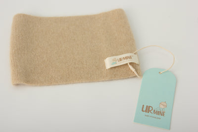 “Beige pure Mongolian cashmere baby bandage, soft and breathable for newborn warmth and comfort”