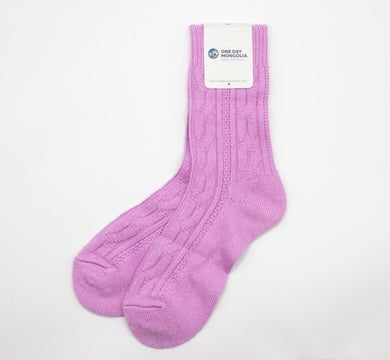 “Dusty pink Mongolian wool blend socks with ribbed knit pattern, 60% wool for natural warmth and breathable comfort”