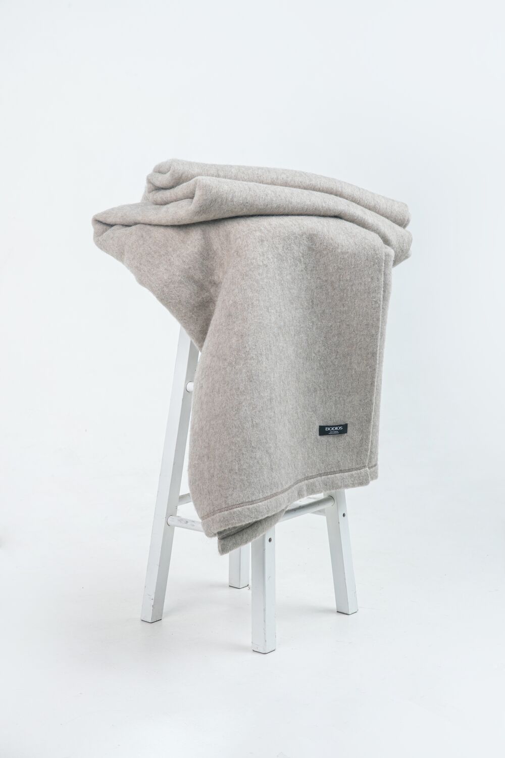 Pure yak wool blanket in light grey